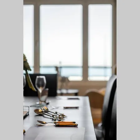 Zurriola Beachfront Luxury * San Sebastian