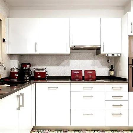 Zurriola Beachfront Luxury Apartment